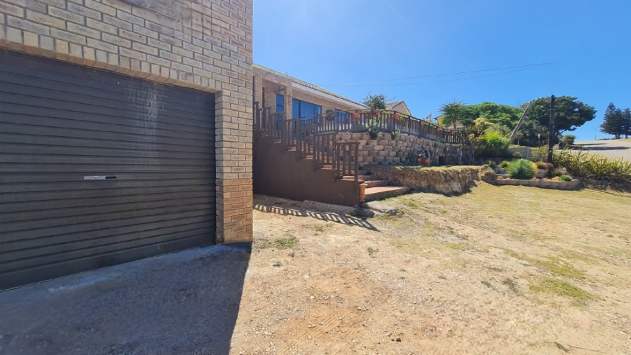 4 Bedroom Property for Sale in Dana Bay Western Cape